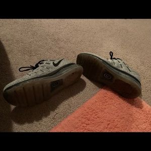 Nike Shoes - Nike like new! Nike Shoes - Nike like new!
